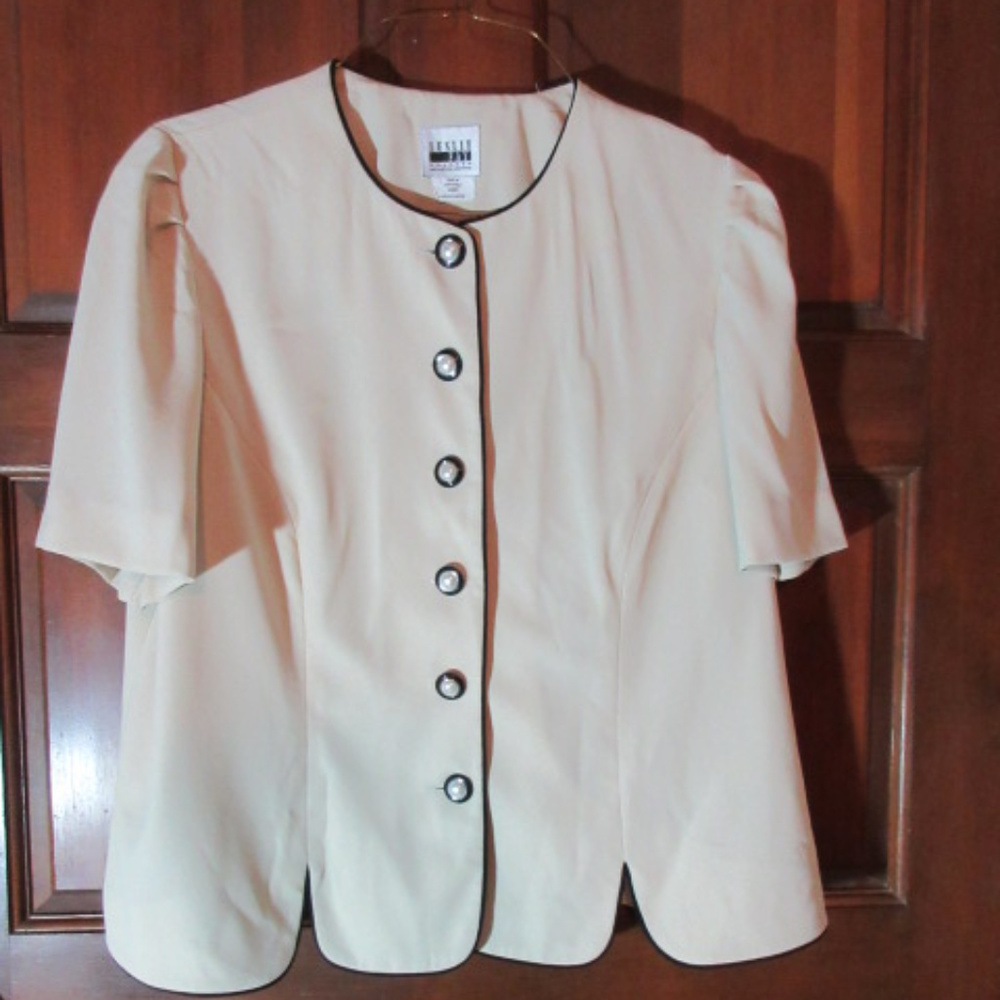 CLASSIC LESLIE FAY BEIGE POLYESTER TOP 16WP